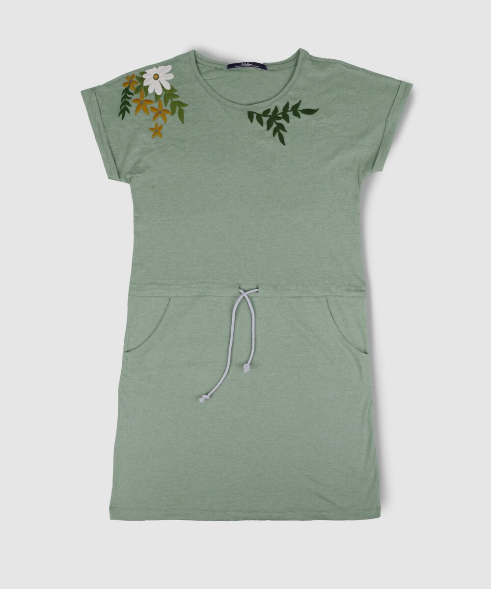 پیراهن زنانه گلدوزی