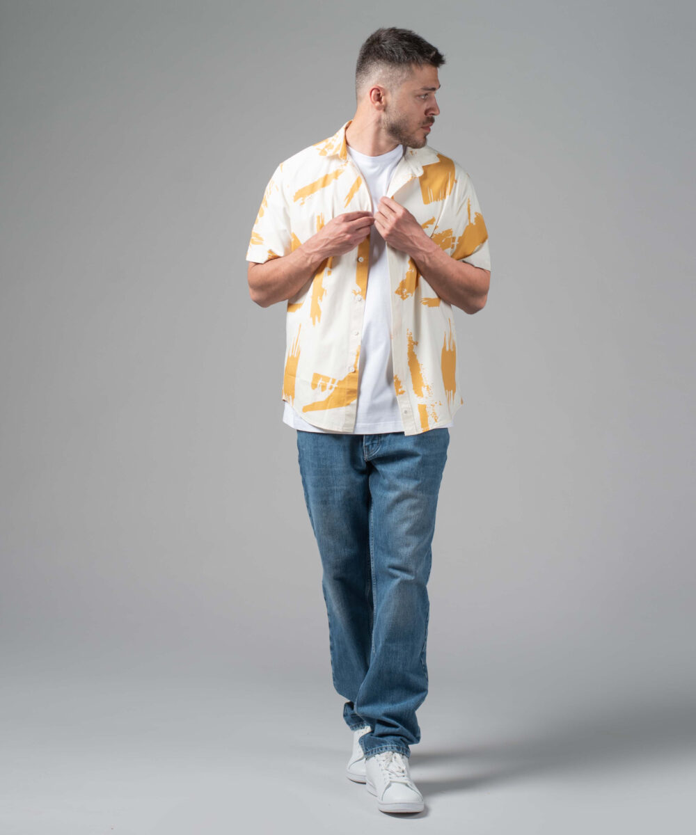 پیراهن مردانه