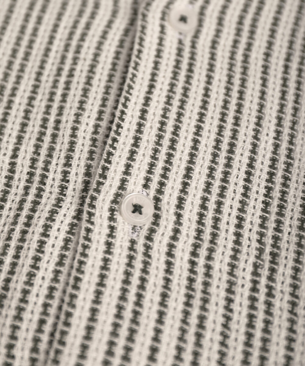 پیراهن مردانه